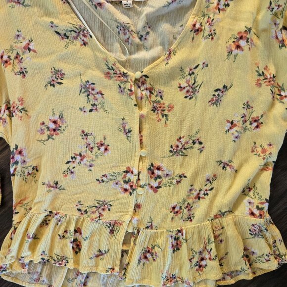 HIPPIE ROSE Bohemian/Hippie/70s Style Waist Length Yellow Floral Blouse SIZE S - Picture 3 of 6